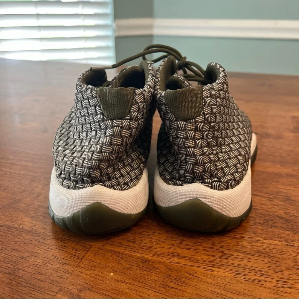 Jordan Future olive green weave sneakers size men’s 7 women’s 9